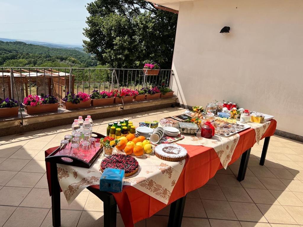 B&B Il Tramonto Barbarano Romano Exterior foto