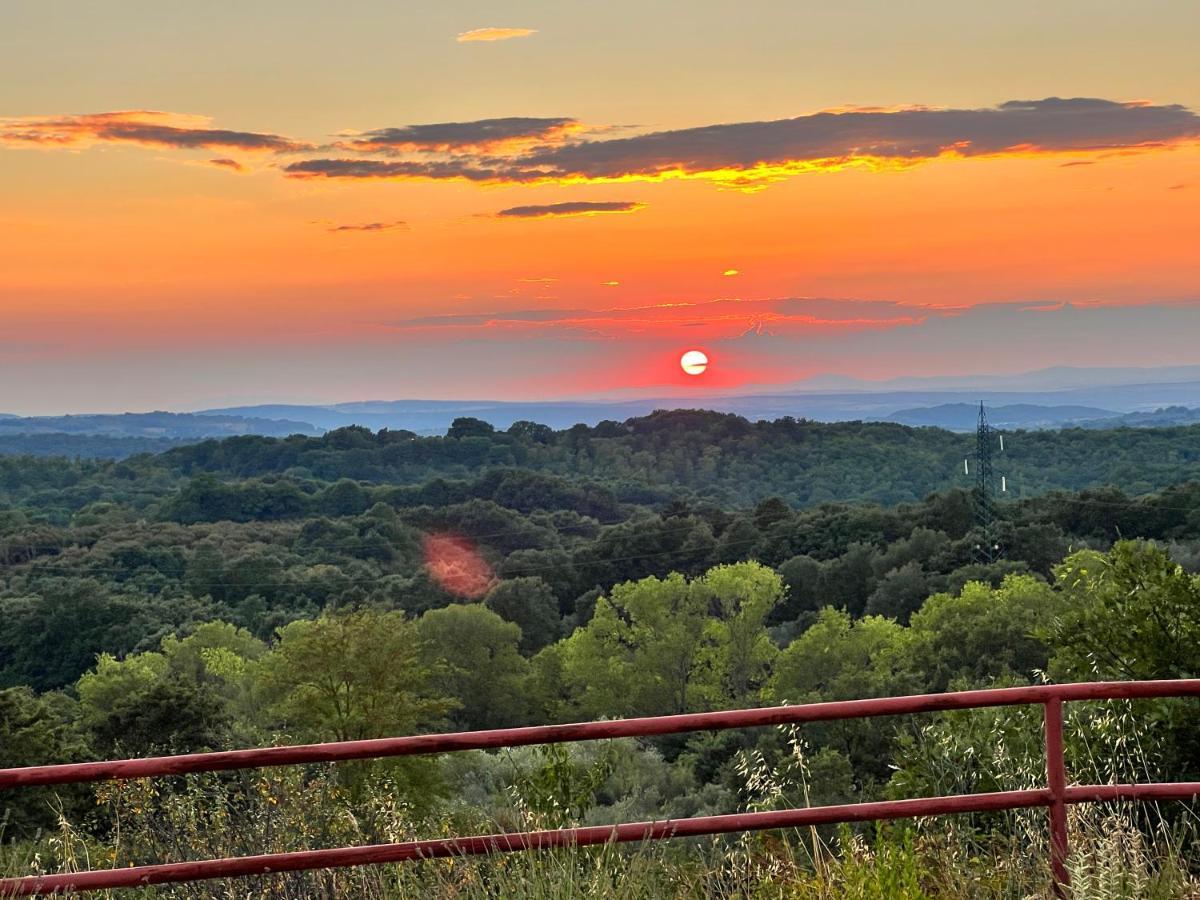 B&B Il Tramonto Barbarano Romano Exterior foto